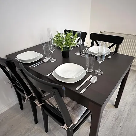 Apartment Haus Ostseesprung - Victoria Im Souterrain Mit Terrasse Und Gem Garten Bad Doberan